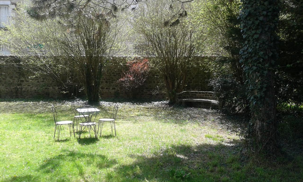La Sauldre Bed & Breakfast Vailly-sur-Sauldre ภายนอก รูปภาพ